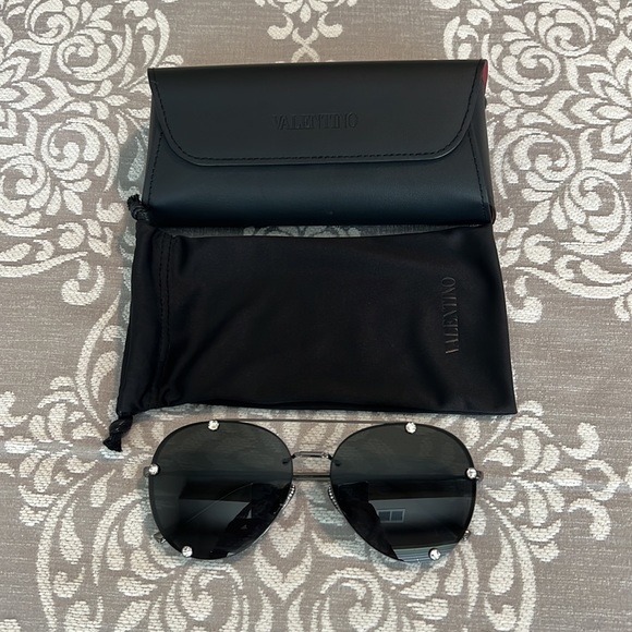 COPY - Valentino Aviator Sunglasses